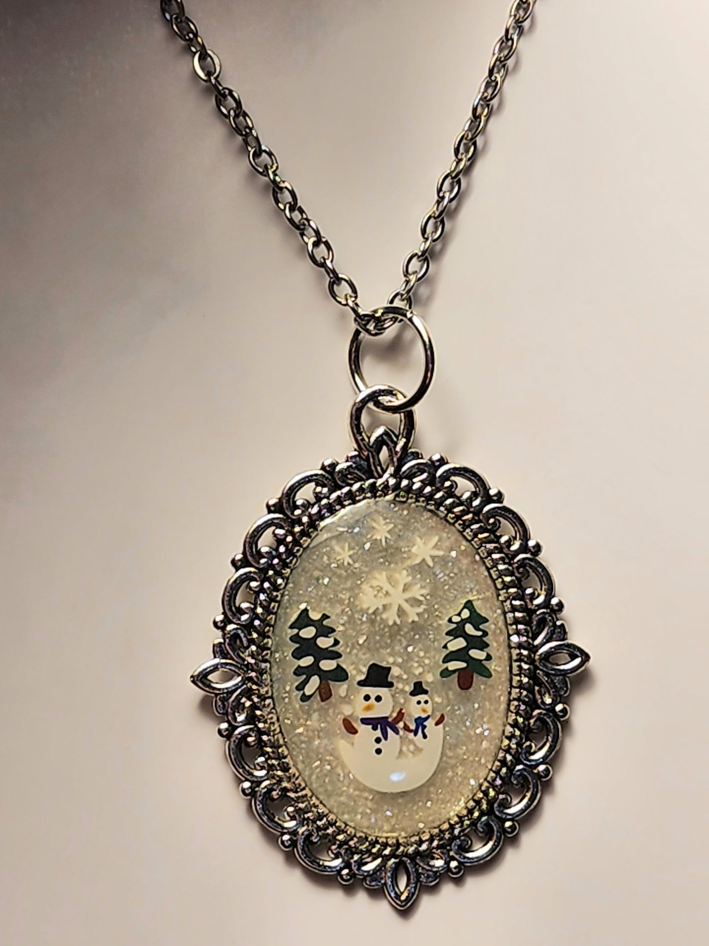 Silver Vintage Pendant Christmas Necklace